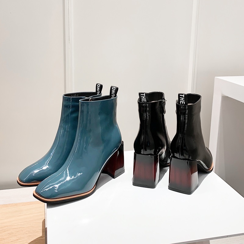 Women's cowhide ankle boots - Image 6